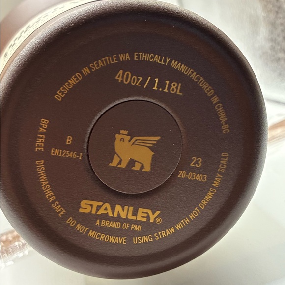 Stanley Chocolate 40oz Flowstate Tumbler Quencher H2.0 - Picture 3 of 4